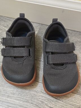 WHITIN Dark Gray Knit Kids Sneakers with Brown Soles